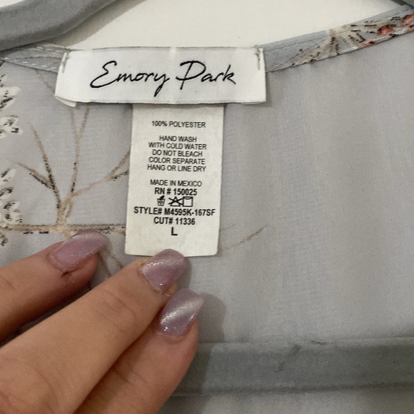 Floral kimono. Never worn - Picture 2 of 4